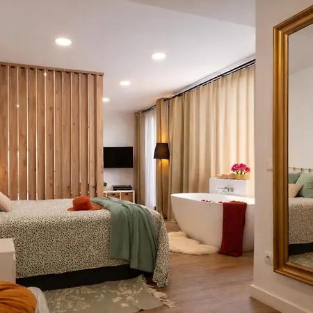 Private Loft Sant Celoni, Montseny, Barcelona Pensión 4*